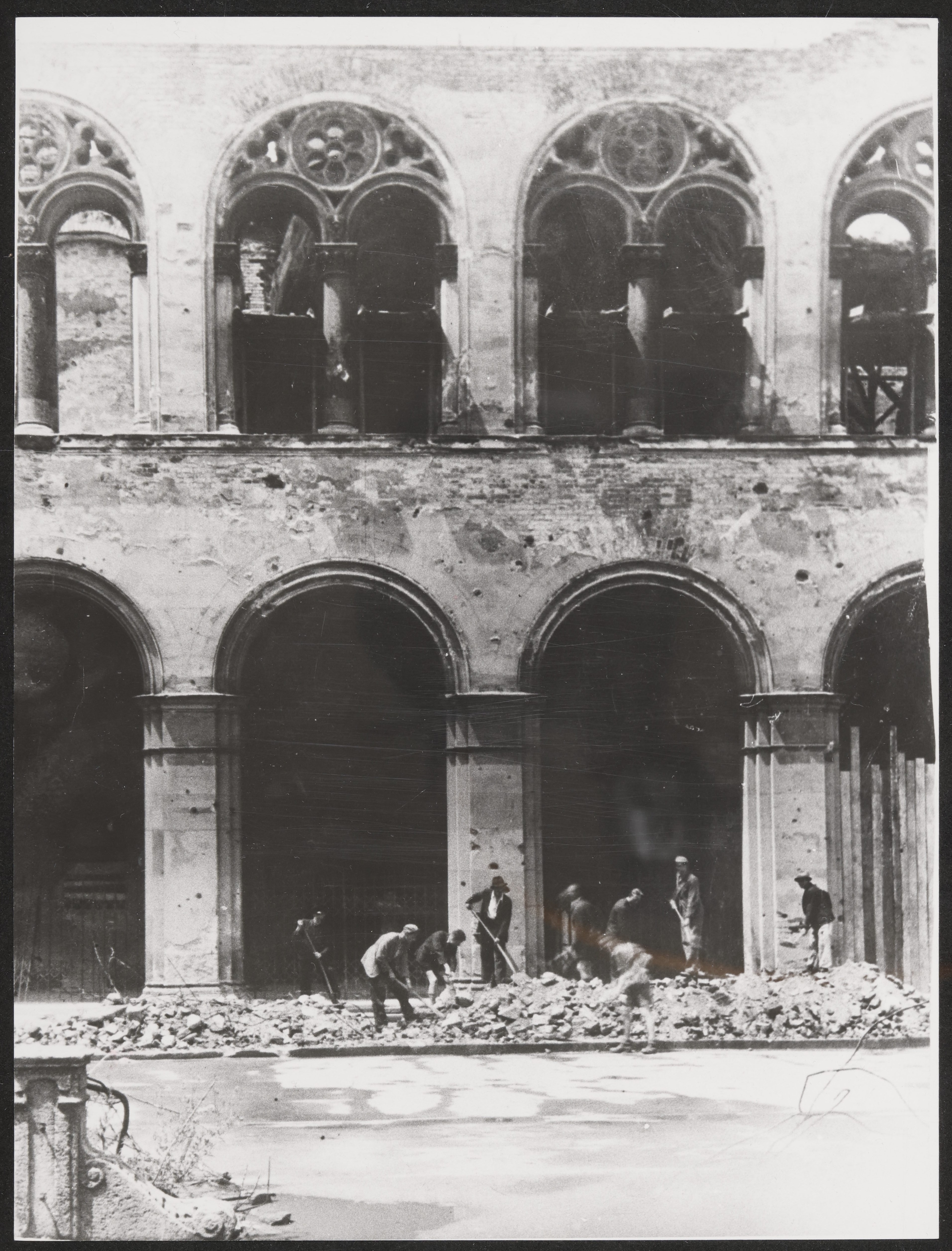 lmu-nachkriegszeit_m